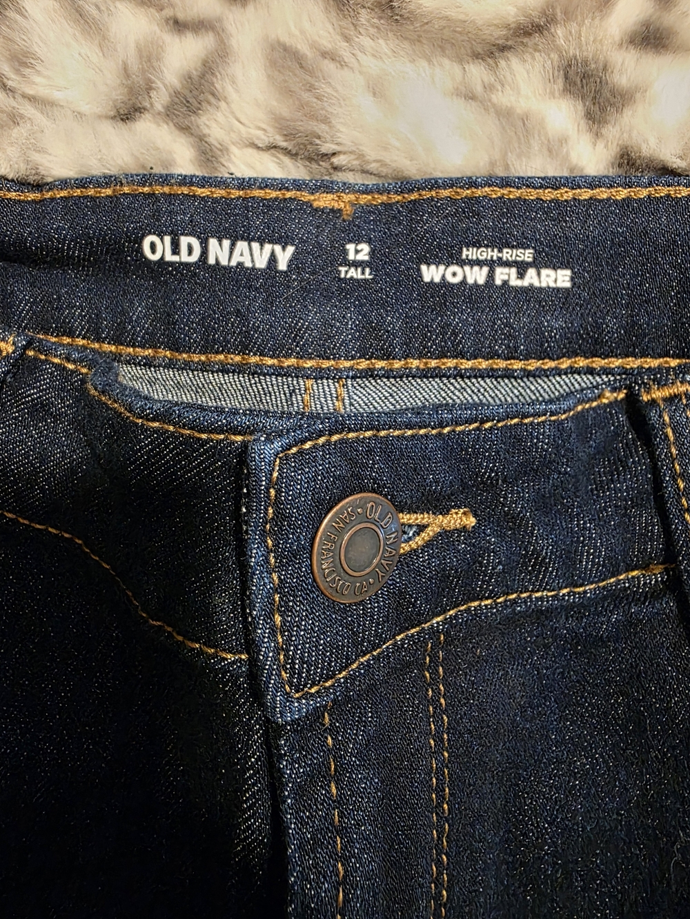 Old Navy Dark Wash Bootcut Jeans - Dark Blue - Picture 5 of 5